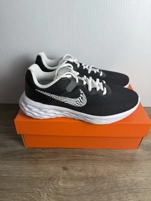 Nike Mujer Talla 7 - Revolution 6 NN PRM Zapatos para Correr Tenis Foto 1 de 4