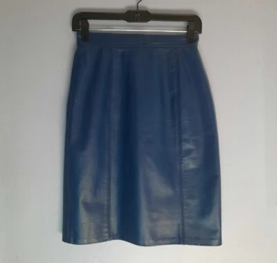 Falda vintage de cuero azul de 1980, ropa deportiva de caña, hecha en EE. UU., talla mediana 4  Foto 1 de 4