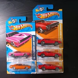 Hot Wheels ~ Plymouth Lot Of 5 ~ 70' AAR Cuda, Road Runner ~ New In Card ~ 1:64 - Picture 1 of 13