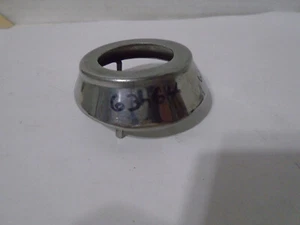 C 2 CORVETTE 1963-1964 WINDOW CRANK BEZEL G.M - Picture 1 of 2