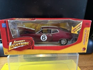 HTF Johnny Lightning R29 1970 Ford Torino Cobra WHITE LIGHTNING 1:24 NIB RARE - Picture 1 of 13