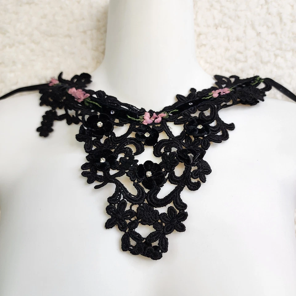 Cinta de cuello negro de encaje victoriano vintage floral terciopelo pedrería gótico caprichoso Foto 1 de 4
