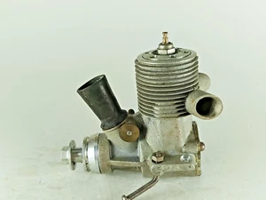 Vintage Steil 2.5cc Combat Glow Twin Rear Exhaust Model Airplane Engine - Picture 1 of 6