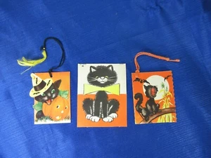 3 VINTAGE HALLOWEEN SCHWARZE KATZE BRÜCKE GROSSE TISCHKARTE UNBENUTZT FLEDERMAUS KÜRBIS SCHLEIFE - Bild 1 von 5