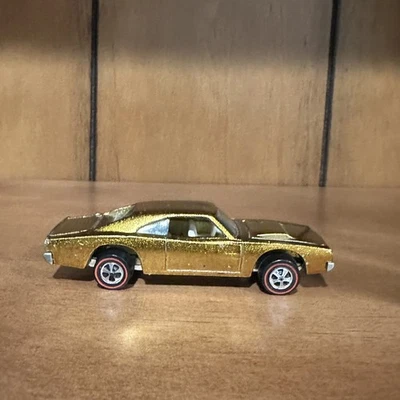 🎄ORIGINAL Hot Wheels Redline 1969 Dodge Charger Honey 🍯 DORADO COMO NUEVO🎄 Foto 1 de 4