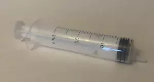 Pack of 10 - 30mL Eccentric Tip Syringe -New/Open - Foto 1 di 2