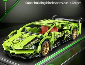 Green Sports Car 452 Pieces - Picture 1 of 6