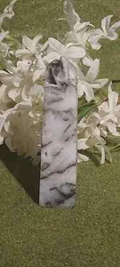 Zebra Lace Agate Druzy Carved Gemstone Tower 165g (C4) - Picture 1 of 4