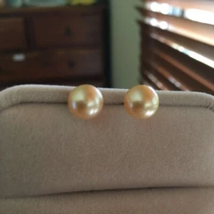 18K Gold Top Luster Gold Seawater Pearl 9mm Elegant Earrings/Stud - Picture 1 of 12