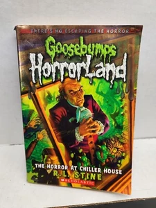 Goosebumps Horrorland "The Horror At Chiller House" By R.L. Stine Paperback 2011 - Bild 1 von 8