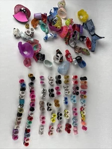 Lote 100+ Piezas Sombreros Pelo Lol Sorpresa Muñeca Enorme Surtido Trajes Ropa Zapatos - Imagen 1 de 7