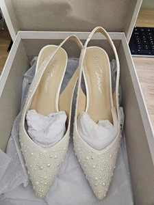 Blue by Betsey Johnson Clark Pump Women US 6 Ivory Embellished Heel - Picture 1 of 4