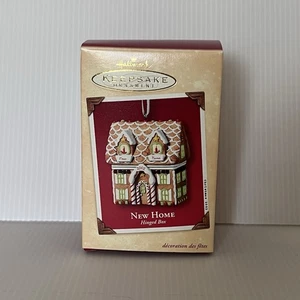 Hallmark Keepsake Ornament 2002 New home hinged Box - Picture 1 of 6