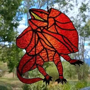 LAGARTO CUELLO VOLANTE REPTIL AUSTRALIANO vitral VENTANA COLGANTE ATRAPASOL - Imagen 1 de 13