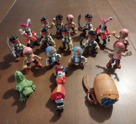 Jake And The Neverland Pirates Collectible Toy Figures Lot - Hook Croc Disney Cover
