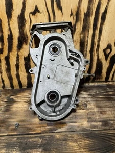 2001-2003 Polaris Edge XCSP Classic Indy RMK chain case with cover 5631041 - Picture 1 of 7