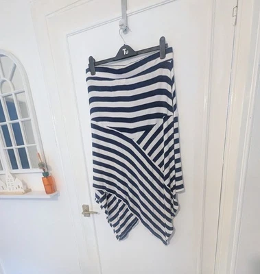 Gap Wool Skirt Navy White Stripe Size Large - Image 1 of 4