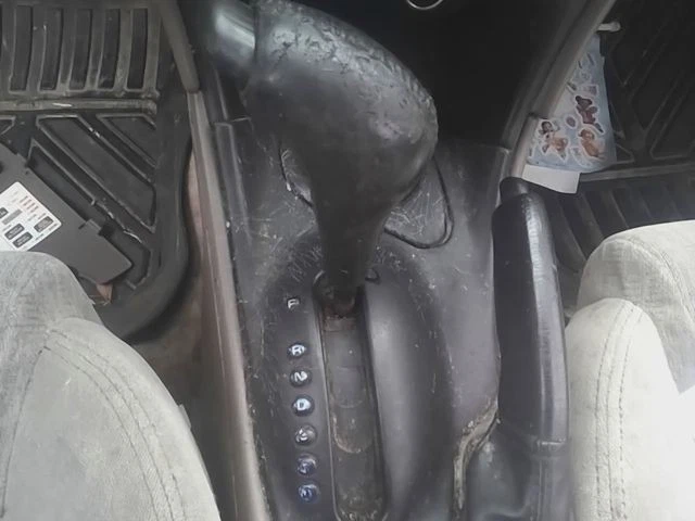 Oldsmobile Alero 2003 palanca de cambios automática de piso Foto 1 de 1
