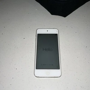 APPLE iPOD TOUCH A1421 5th GEN Silver MP3 PLAYER ~AS IS~ * Locked Good Screen - Picture 1 of 3