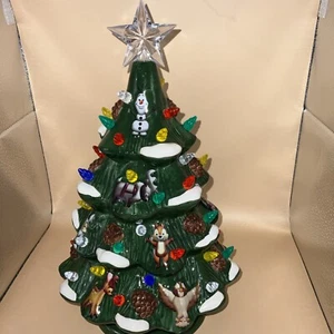 Disneyfigur Weihnachtsbaum batteriebetrieben mit Lichtern - Bild 1 von 8