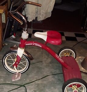 Vintage Retro Radio Flyer Red Tricycle Spoke Wheels Steel Frame Model 33 