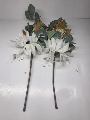 White 🌻Sunflower Pick with Maple Leaves, Wheat and Berries NWT Set of 2 - Image 1 of 4