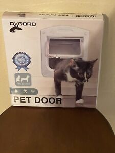 New Dog Cat PET DOOR Oxgord 9” X 8” Clear 4 Way Locking Door Easy install