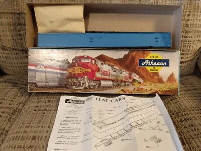 Athearn #02004, 85' Piggy Back Flat. Great Northern Vintage -HO Scale (Blue) - Image 1 of 4