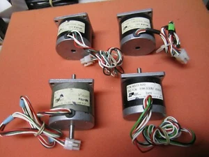 Lote de 4 piezas Motor paso a paso de movimiento aplicado 4023-820 y -820D, DC 1.3V 3.9A - Imagen 1 de 6