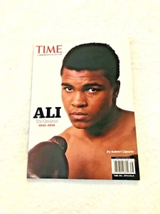 Time Magazine " ALI THE GREATEST 1942-2016.         2016.       BRANDNEU - Bild 1 von 2