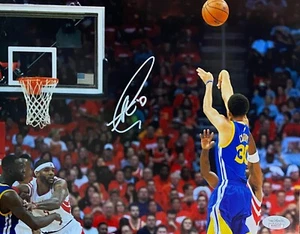 Stephen Curry Signed 8x10 Photograph Warriors Dub City JSA COA - Picture 1 of 1