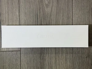 Apple Watch Series 8 GPS + Cellular 41mm Starlight - BRAND NEW - Zdjęcie 1 z 3