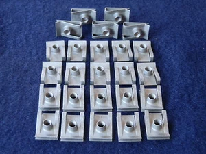 25 MOTORCYCLE FAIRING BODYWORK M5 5MM THREAD ZINC SPRING SPIRE SPEED C CLIPS  - Picture 1 of 1