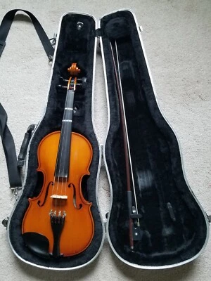 Stradivarius 3/4 Solid Wood Violin 1999 copy, with Hard Case, Shoulder Rest - Image 1 of 4