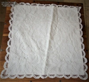 HOUSSE DE COUSSIN BRODEE MAIN DENTELLE RENAISSANCE BLANCHE 40 CM* - Picture 1 of 4