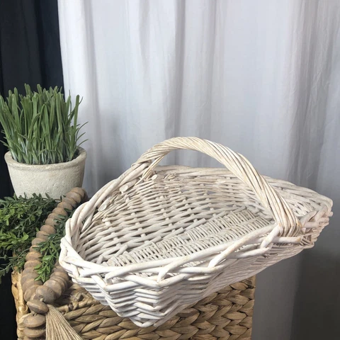 Vtg White Chippy Country Basket~Herbs Gathering~Handle~Cottagecore Farmhouse Cover