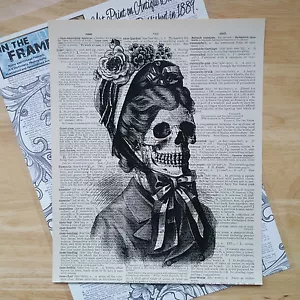 DAMA VICTORIANA IMPRESIÓN ANATÓMICA en página de libro de diccionario antiguo calavera vintage - Imagen 1 de 4