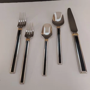 Oneida USA 5-teiliges Gedeck Midnight Black Emaille Goldakzent Neu ohne Box - Bild 1 von 3