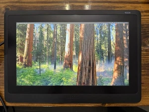 Wacom Cintiq 16-DTK-1660/KO-AC avec télécommande clé express - Photo 1/9