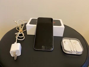 Apple IPhone 6S - 32GB Space Gray ( Unlocked) A1688 - Picture 1 of 11