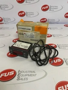 Eliwell IC11W00TCA300 Digitalthermostat C/W PTC Sonde -55/+99DEG. - Bild 1 von 2