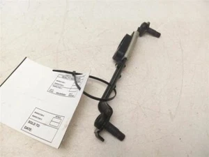 2007 CHRYSLER ASPEN FRONT RIGHT SEAT BELT ADJUSTER OEM - Picture 1 of 6