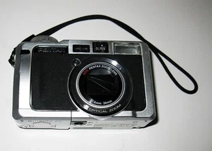 Pentax Optio 750Z Compact Digital Camera 7 MP 5X Optical Zoom BAD VIEWSCREEN - Picture 1 of 5