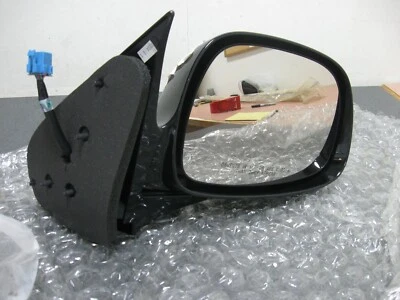 NEW GENUINE GM RIGHT SIDE MIRROR FOR 02-03 BUICK RENDEZVOUS (PN 10327298) - Image 1 of 3
