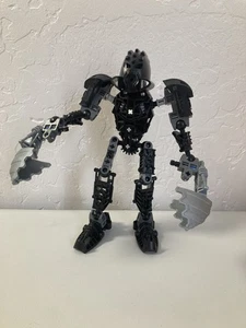 Lego Bionicle: Toa Metra Nui Whenua 8603 fehlen ein paar Teile - ohne Manuel - Bild 1 von 3