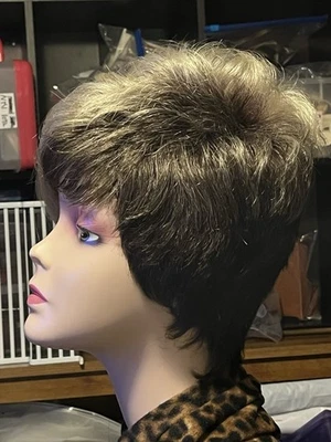 wig nwot short pixie black  brown blend blond top 10" layered adj cap #1598 - Image 1 of 4