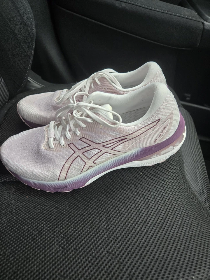 Zapatos para correr para mujer ASICS GT 2000 10 talla 11 púrpura blanco Foto 1 de 4