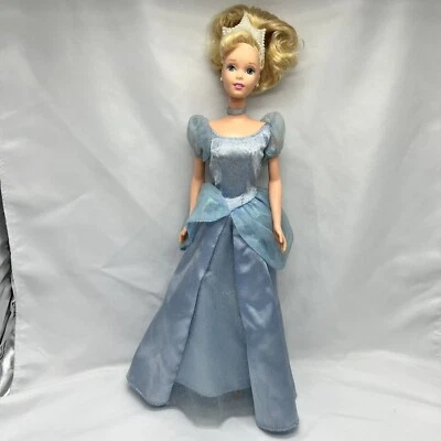 Muñeca Barbie Deslumbrante Princesa Cenicienta 2000 Talla Original Vestido Iluminado Pies Foto 1 de 4