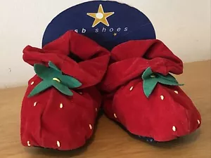 SB Shoes Baby Slippers 3-6 months Red Strawberries Sueded Fabric & cotton - Picture 1 of 5