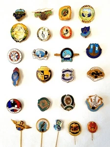 25 Vintage Cloisine Enamel Mixed Club Membership Assoc. Pins Badges 1940s #2 - Picture 1 of 18